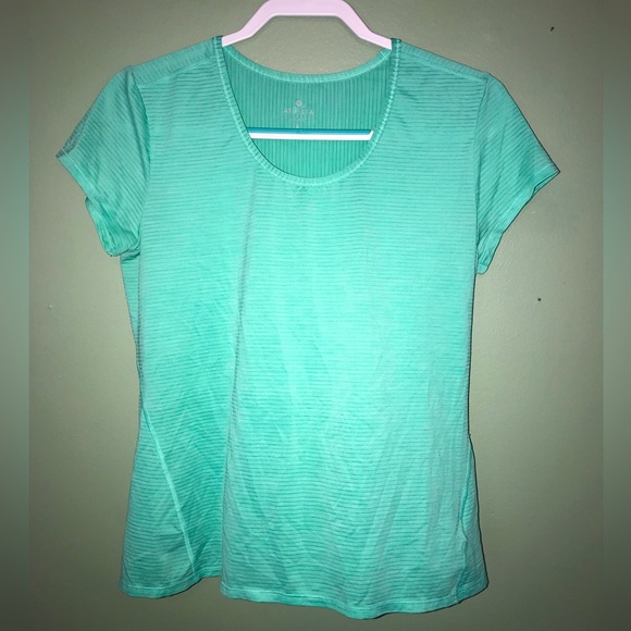 Athleta Workout Top - Picture 1 of 3